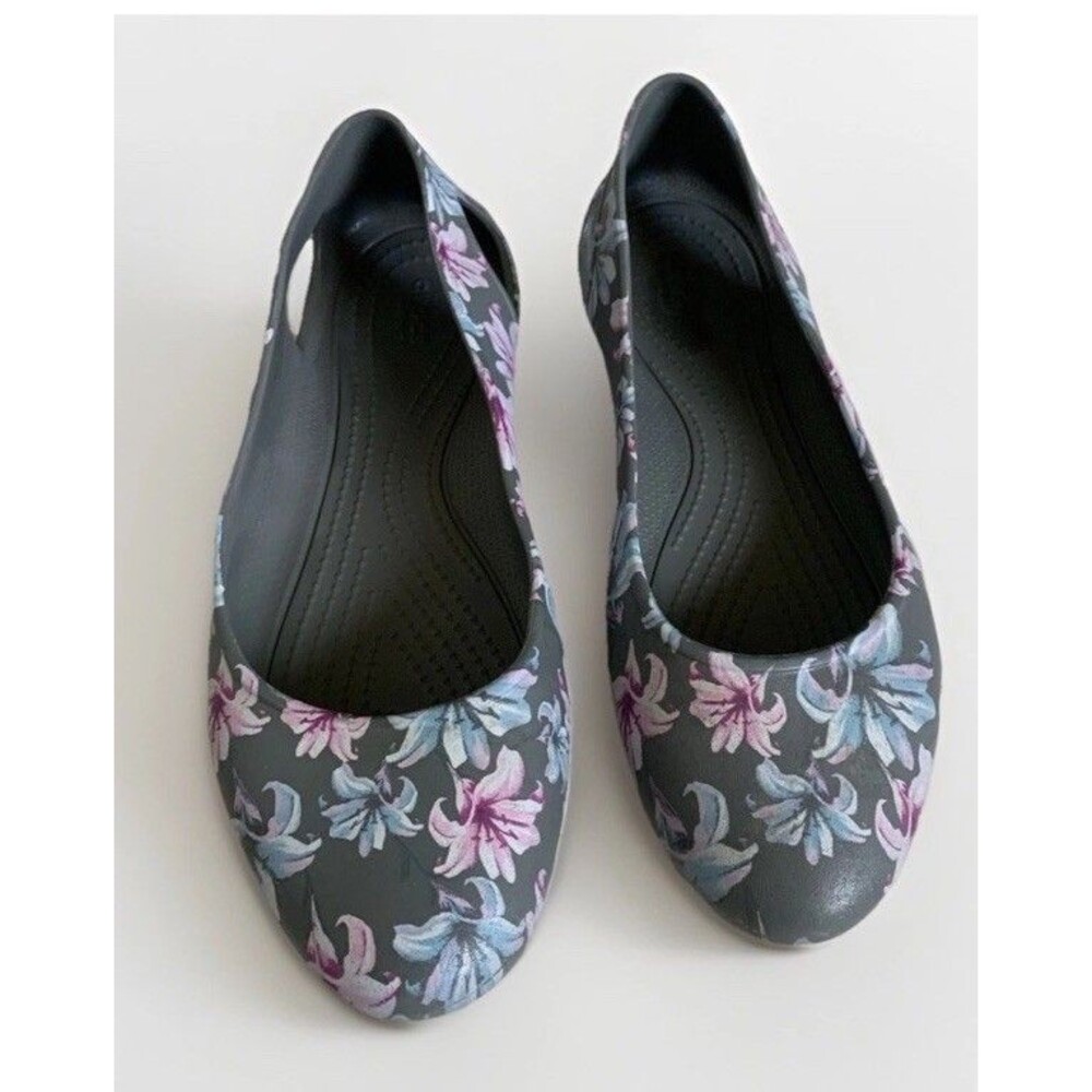 Crocs Lilly Ballet Flats Gray And Pink Floral Slip On Comfort Shoes Women’s Sz 8